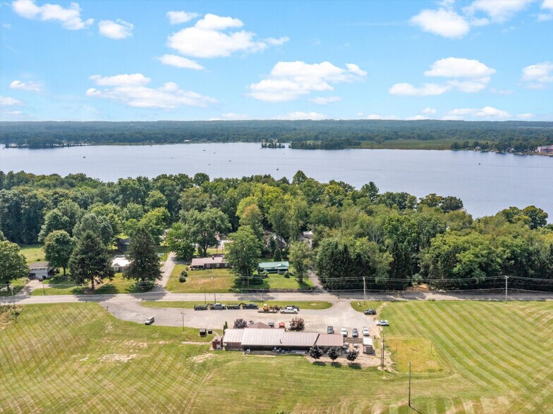 More Photos Of 12318 State Highway 18, Conneaut Lake Freestanding For Lease