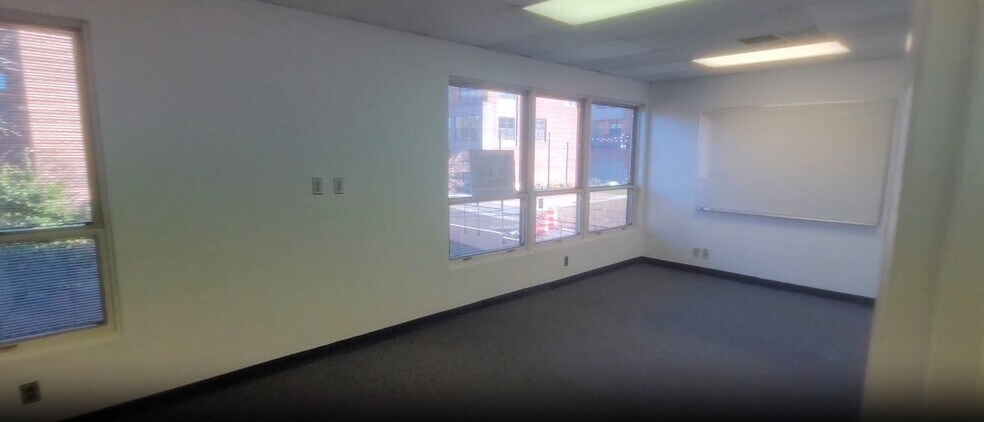 More Photos Of 1820 Michael Faraday Dr, Reston Office For Lease