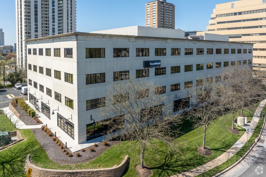More Photos Of 501 Fairmount Ave, Towson Office For Lease