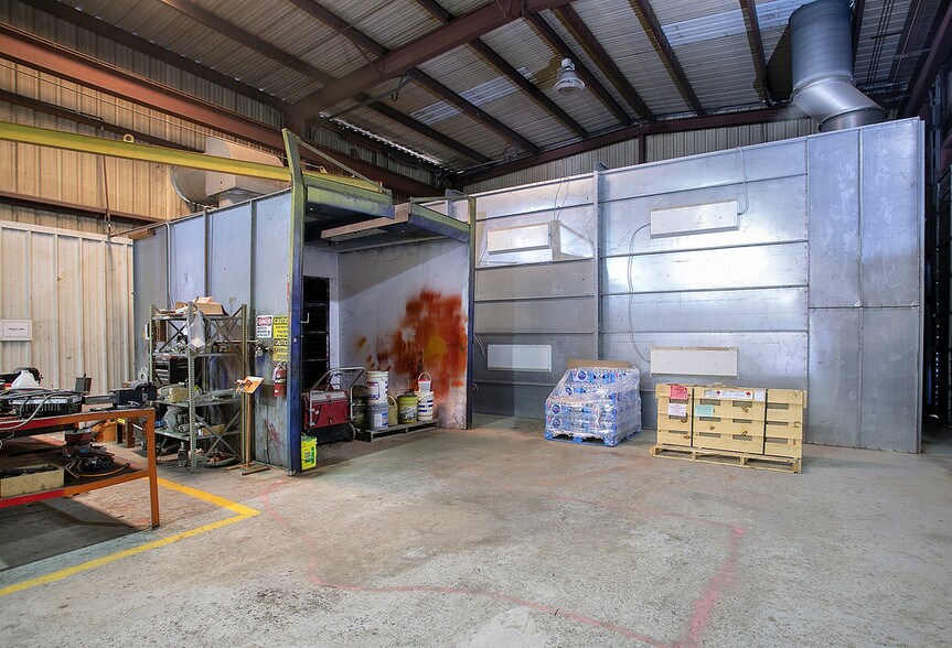 More Photos Of 6031 Fm 2767, Tyler Warehouse For Sale