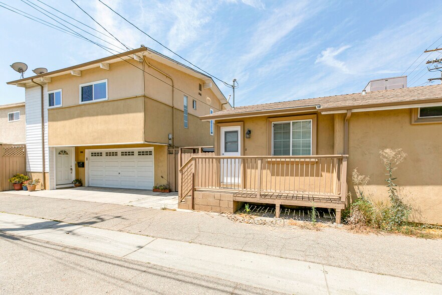 More Photos Of 2014-2016 Peyton Ave, Burbank Apartments For Sale