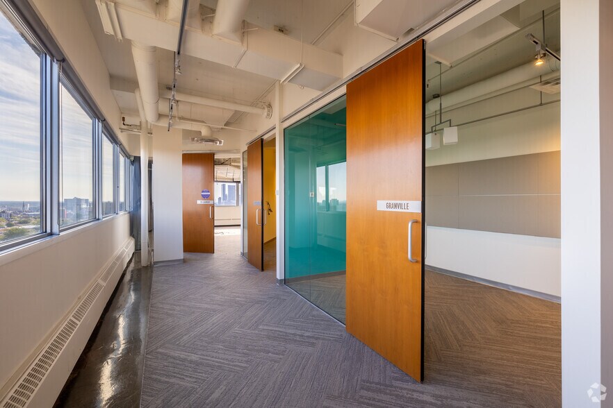 More Photos Of 4200-4226 Boul Saint-Laurent, Montréal Office For Lease