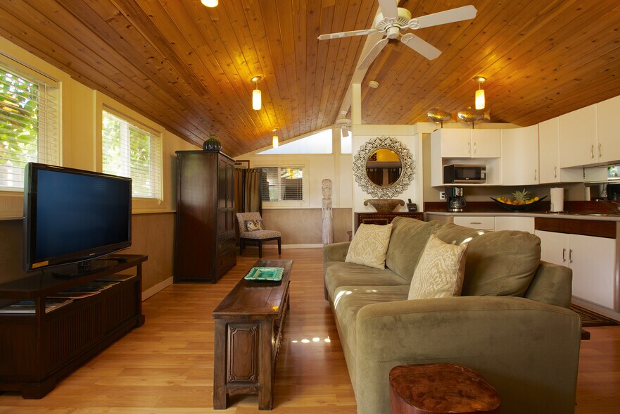 More Photos Of 40 Ae Pl, Paia Apartments For Sale