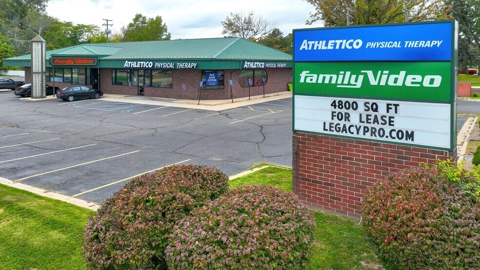 More Photos Of 22606-22610 Northline Rd, Taylor General Retail For Lease