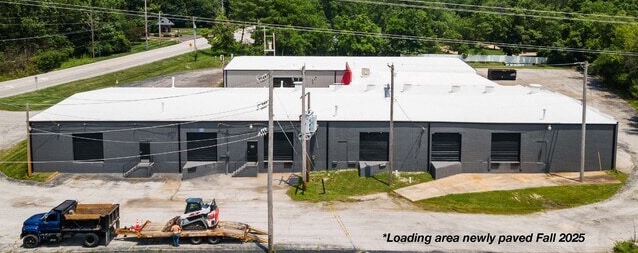 More Photos Of 12808-12814 Gravois Rd, Saint Louis Warehouse For Lease