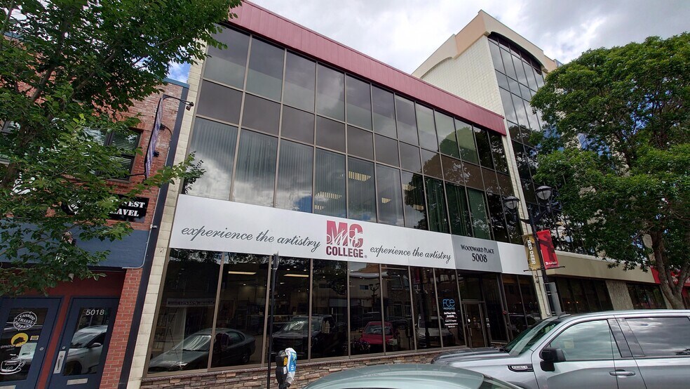 Primary Photo Of 5008 50 St, Red Deer Office For Lease