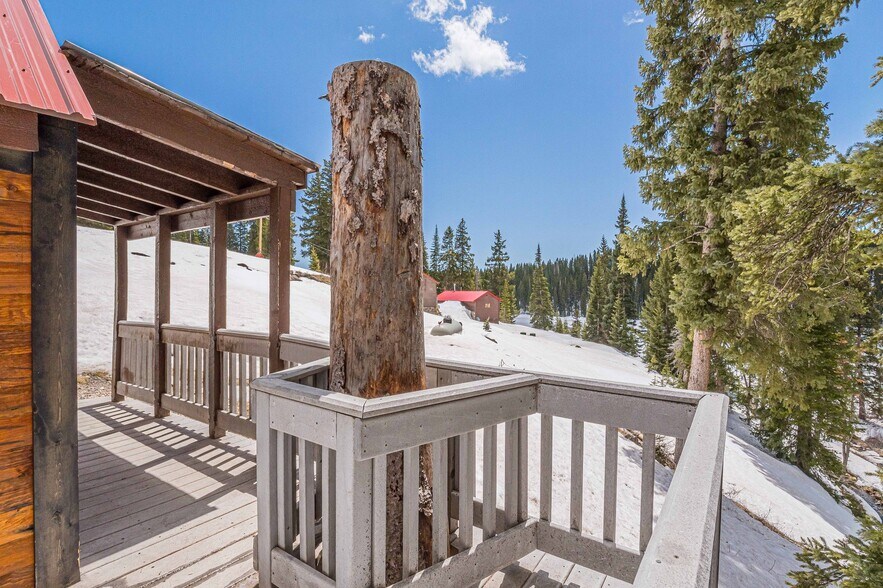 More Photos Of 21221 Baron Lake Dr, Cedaredge Hotel For Sale