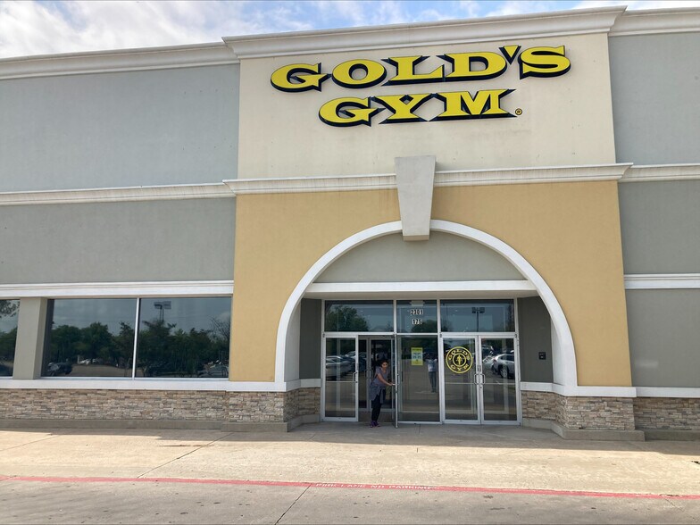 More Photos Of 2221-2321 Cross Timbers Rd, Flower Mound Unknown For Lease