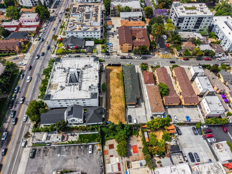More Photos Of 2113 W Court St, Los Angeles Land For Sale