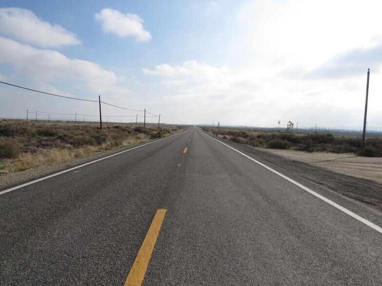 More Photos Of 099-322-23-00-4 West Side Hwy 33, Mc Kittrick Land For Sale