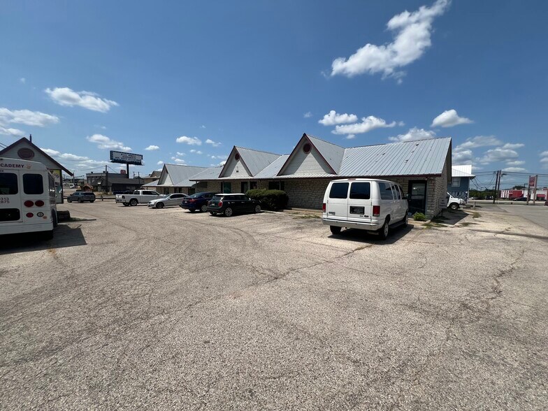 More Photos Of 809 Martin Luther King Jr. Dr, Copperas Cove Daycare Center For Sale