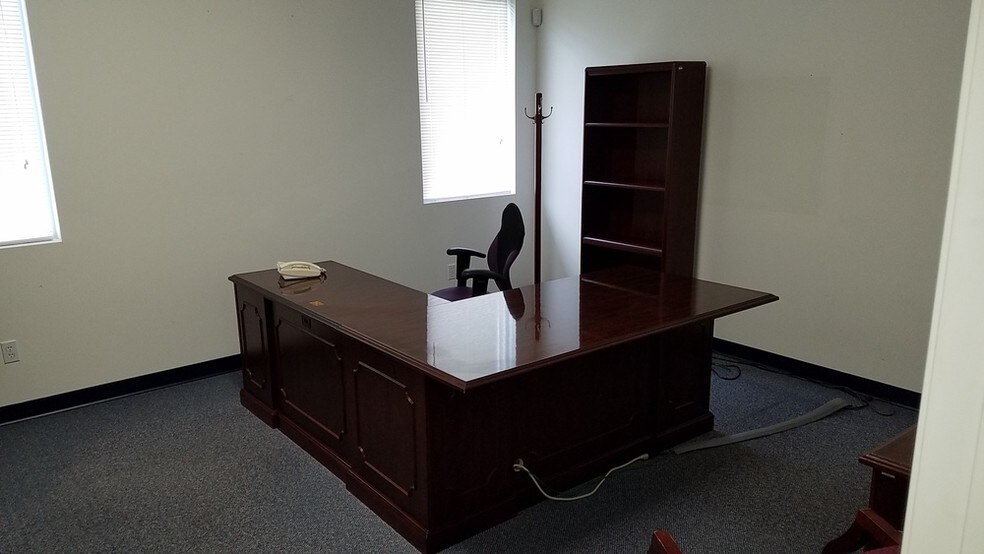 More Photos Of 8208 Salyer Dr, Wallops Island Office For Lease