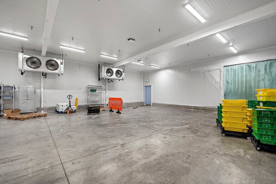 More Photos Of 333 N Euclid Way, Anaheim Food Processing For Lease