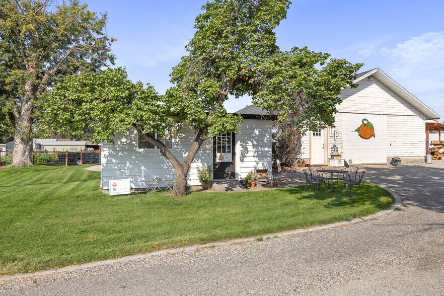 More Photos Of 6109 W Richardson Rd, Pasco Specialty For Sale