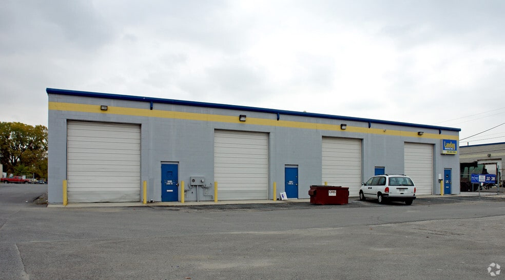 More Photos Of 6400-6414 Landay Ave, Rosedale Manufacturing For Lease