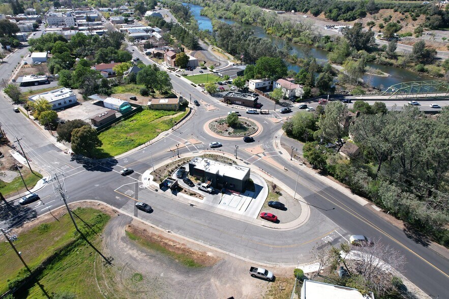 More Photos Of 1355 Washington Ave, Oroville Fast Food For Sale