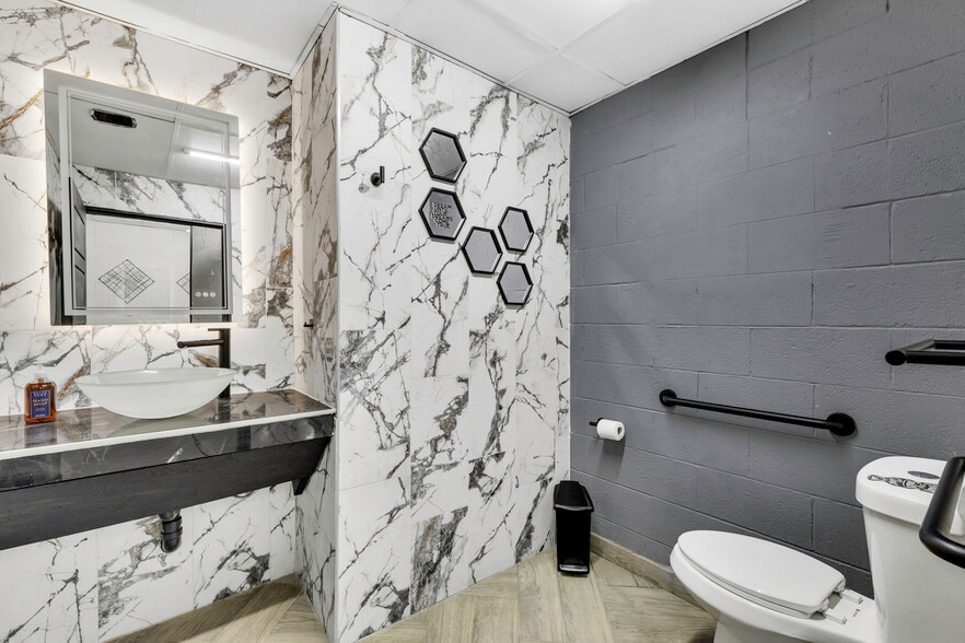 More Photos Of 1528 E Yandell Dr, El Paso Loft Creative Space For Sale