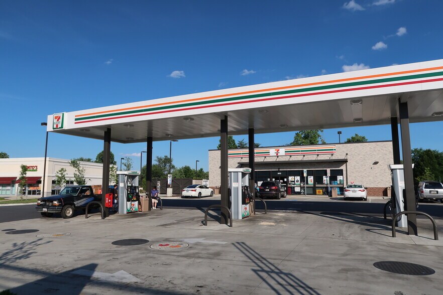 More Photos Of 893 State Route 3 N, Gambrills Service Station For Sale