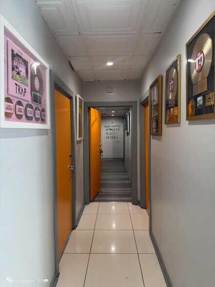 More Photos Of 1740 Defoor Pl NW, Atlanta Office For Sale
