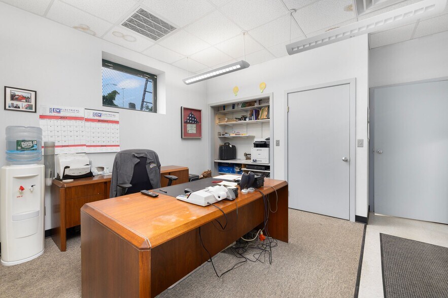 More Photos Of 92 Pleasant St, Pawtucket Warehouse For Sale