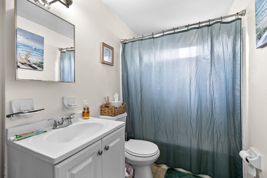 More Photos Of 8040 47th Ave N, Saint Petersburg Apartments For Sale