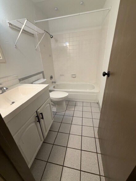 More Photos Of 8100 Delridge Way SW, Seattle Apartments For Sale