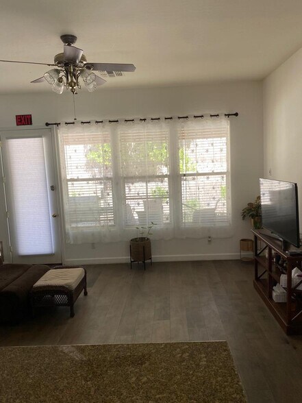 More Photos Of Happy Valley Rd & 83rd Dr, Peoria Assisted Living For Sale