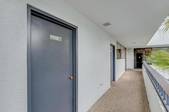 More Photos Of 4524 Gun Club Rd, West Palm Beach Office For Sale