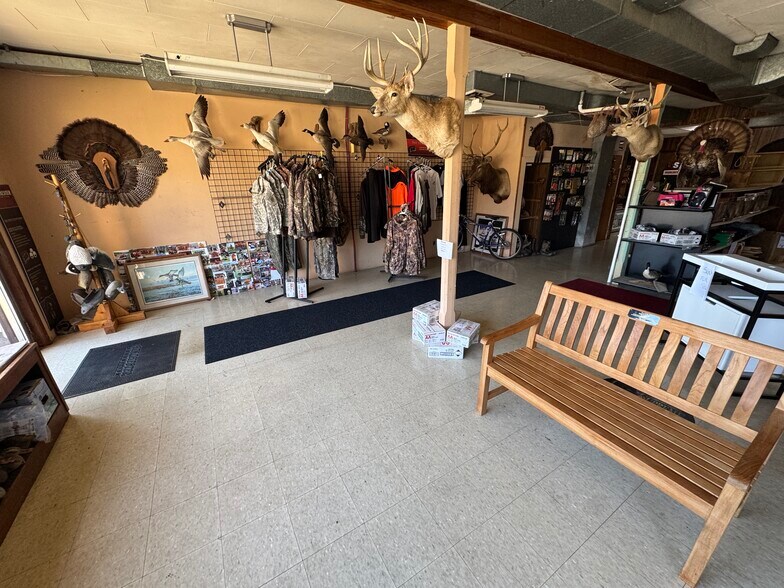 More Photos Of 215 W Main St, Marshall General Retail For Sale