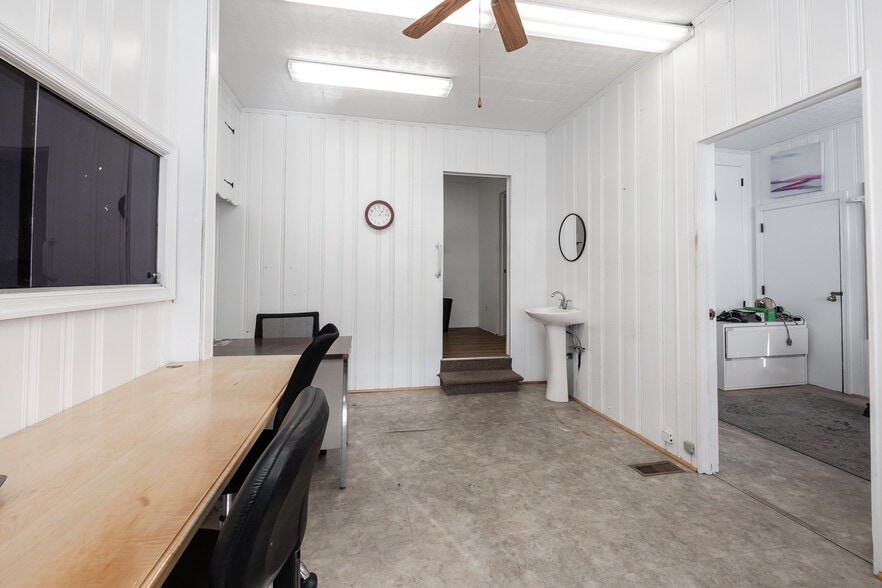 More Photos Of 1017 Market St, Gloucester City Medical For Sale