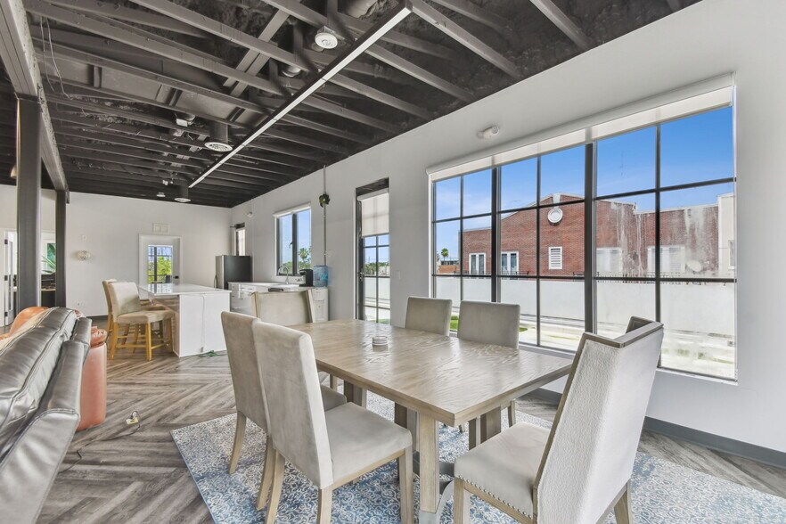 More Photos Of 1919 E 6th Ave, Tampa Office For Sale