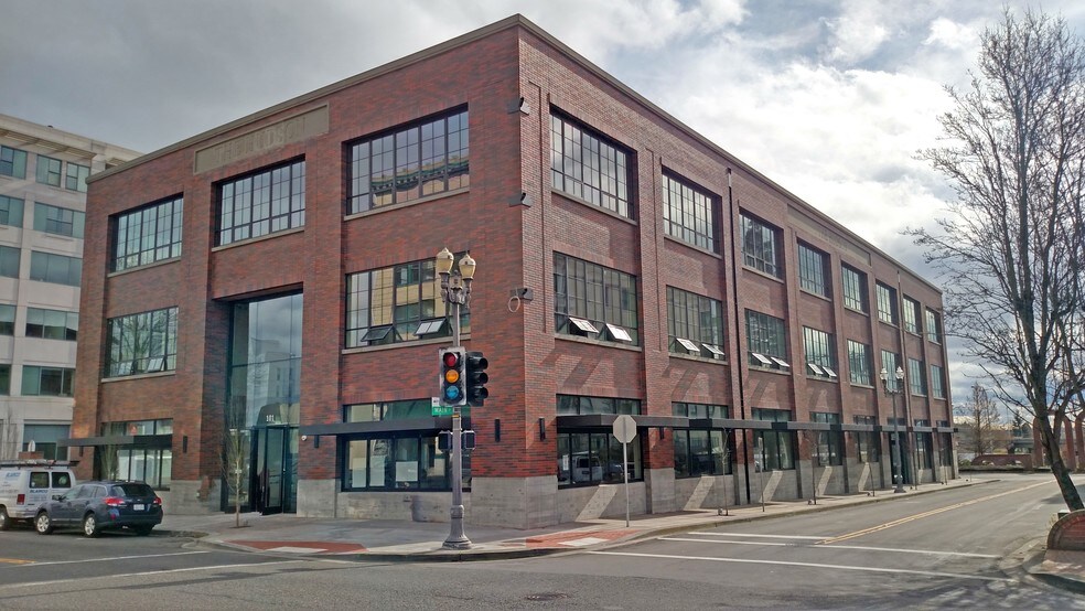 More Photos Of 101 E 6th St, Vancouver Office For Lease