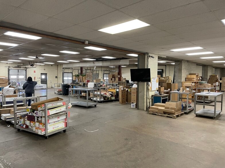 More Photos Of 6215 Ardleigh St, Philadelphia Warehouse For Lease
