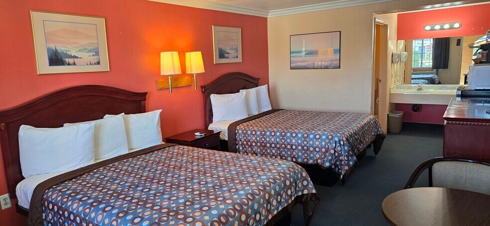 More Photos Of 16352 Sierra Hwy, Mojave Hotel For Sale