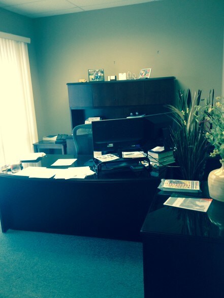 More Photos Of 2120 Brandon Dr, Tyler Flex For Sale