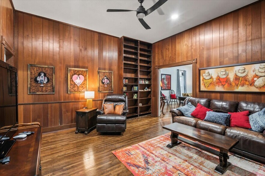 More Photos Of 9142 Railroad Ave, Olive Branch Office Residential For Sale