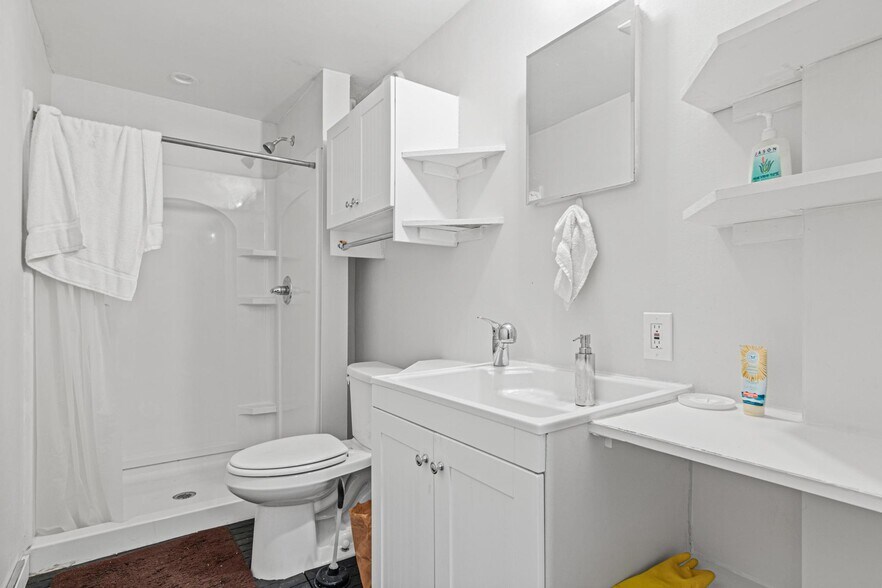 More Photos Of 2526 Jackson St NE, Minneapolis Apartments For Sale