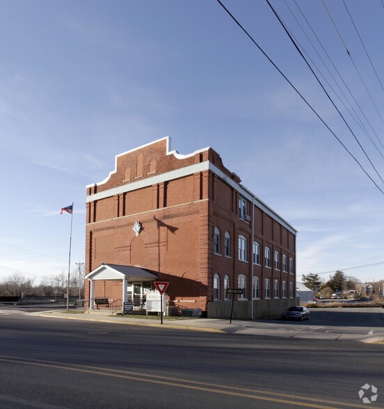 More Photos Of 125 Causey Ave, Milford Office For Sale