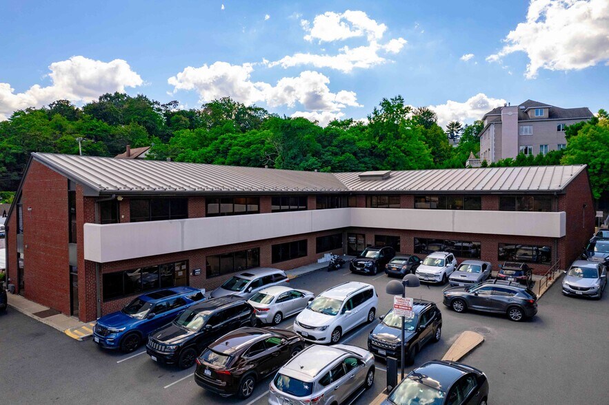 More Photos Of 1551 Richmond Rd, Staten Island Medical For Lease