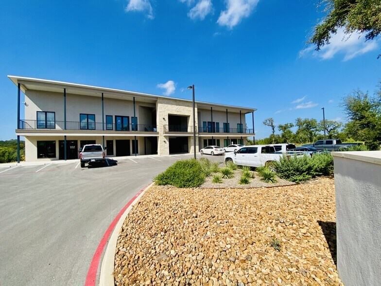 More Photos Of 1878 Herbelin Rd, New Braunfels Office For Lease