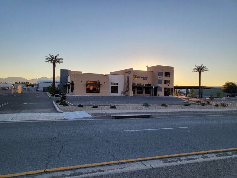 Primary Photo Of 920 N Motel Blvd, Las Cruces Office For Lease