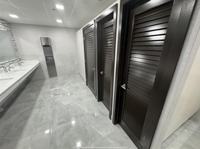 More Photos Of 1200 N Federal Hwy, Boca Raton Office For Lease