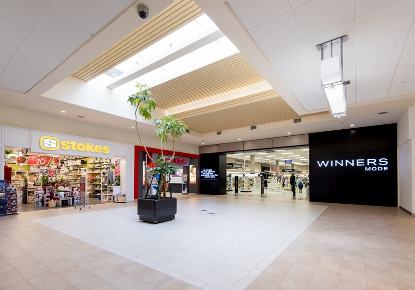 Primary Photo Of 1831 Av 3E, Val-d'or General Retail For Lease