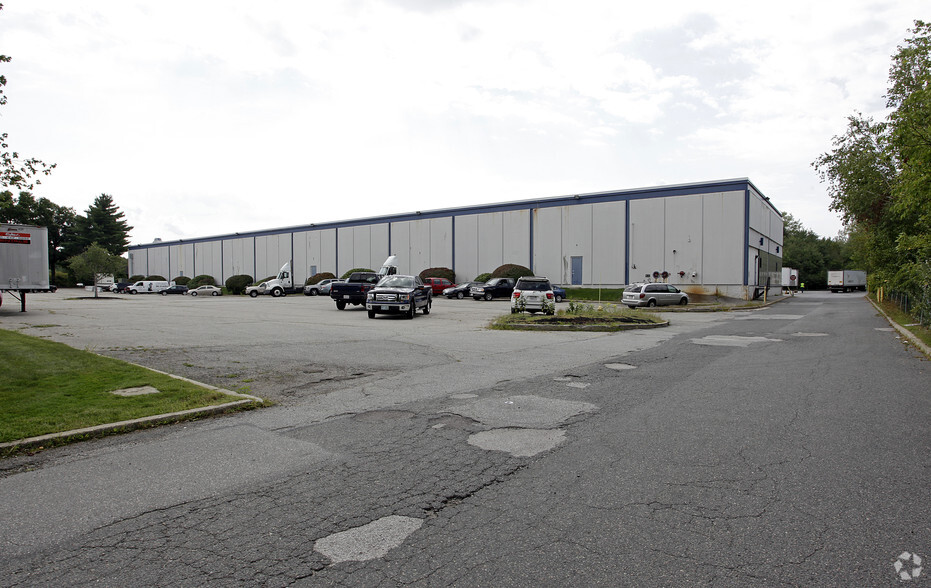 Primary Photo Of 26 Wiggins Ave, Bedford Warehouse For Lease