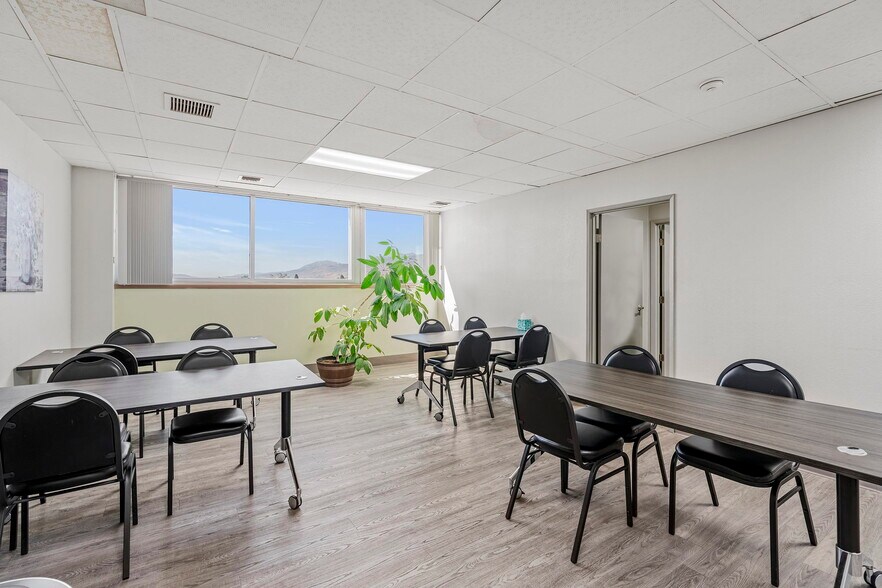 More Photos Of 890 Mill St, Reno Medical For Sale