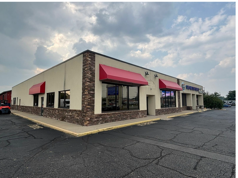 Primary Photo Of 3915-3919 Grape Rd, Mishawaka Freestanding For Lease