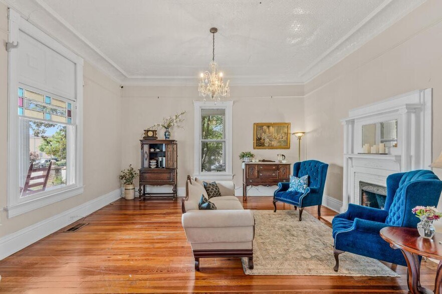 More Photos Of 252 Seavy St, Senoia Hospitality For Sale