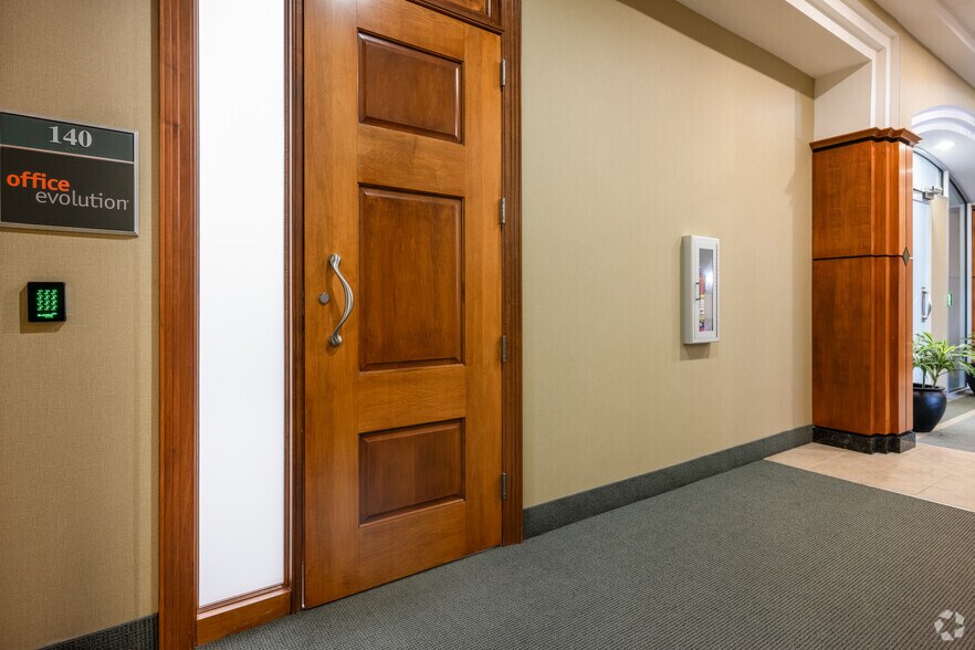 More Photos Of 3980 Premier Dr, High Point Coworking Space