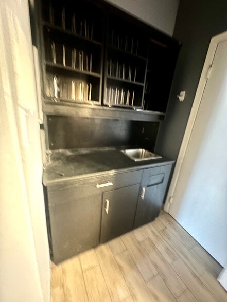 More Photos Of 3173 Richmond Rd, Staten Island Storefront Retail Office For Lease