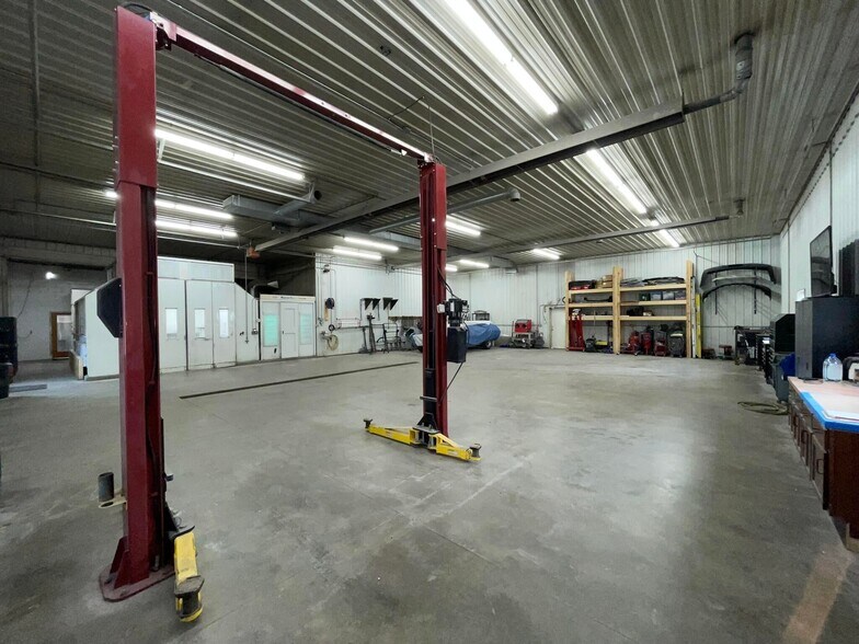 More Photos Of 505 N Cass St, Morley Auto Repair For Sale